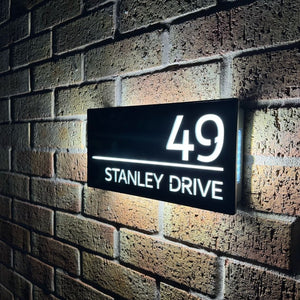 Illuminated house sign 1, Hardwired